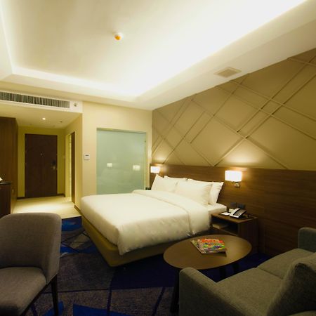 Luxent Hotel Quezon City Ngoại thất bức ảnh