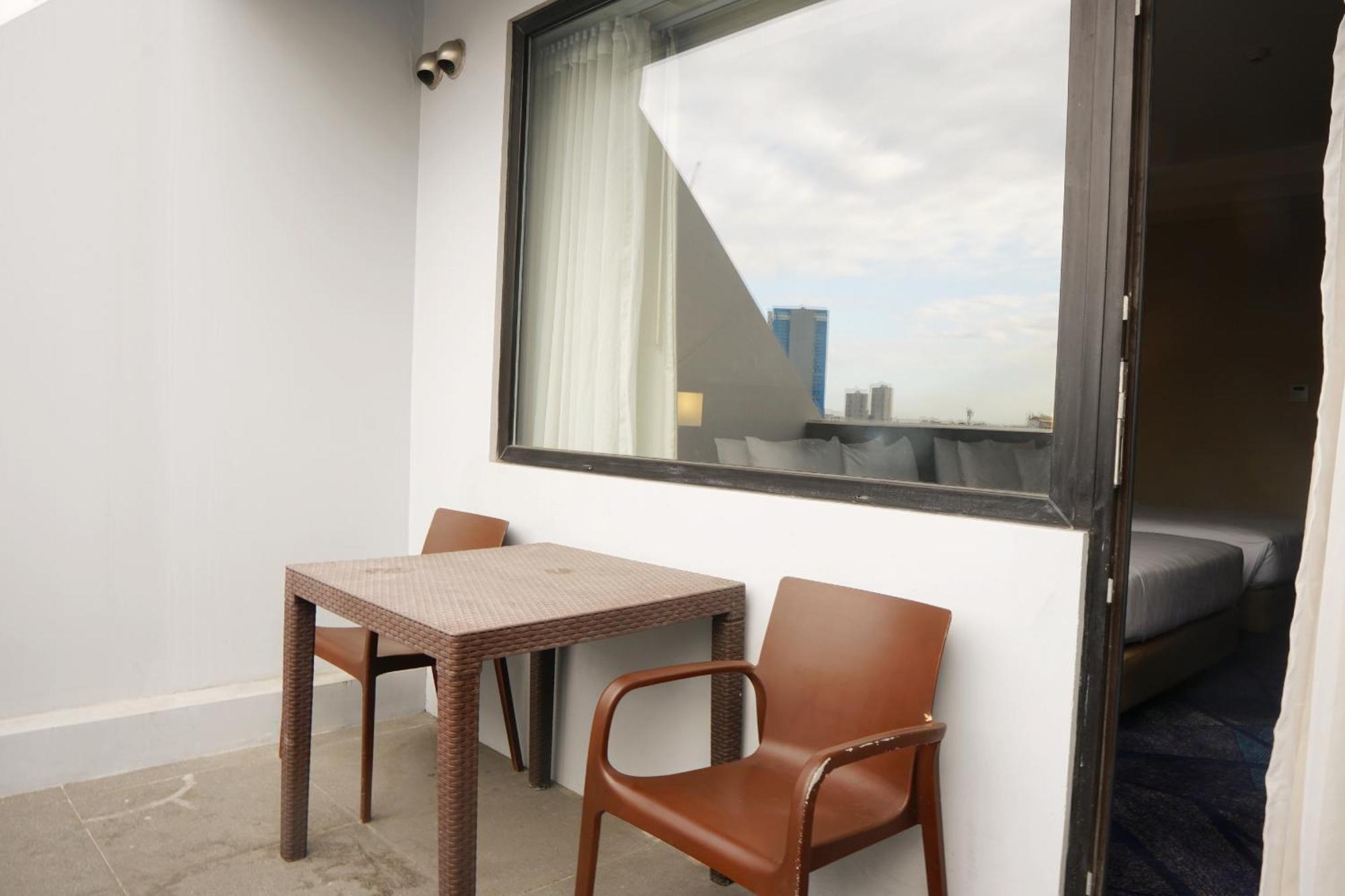 Luxent Hotel Quezon City Ngoại thất bức ảnh